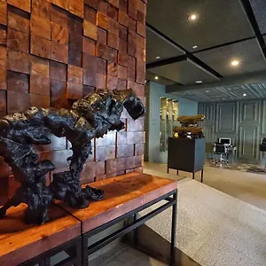 3* Hotel Bedrock